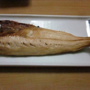 フライパンで ふっくらほっけの塩焼き レシピ 作り方 By しぃ な 楽天レシピ フライパンで ふっくらほっけの塩焼き レシピ 作り方 By しぃ な 楽天レシピ